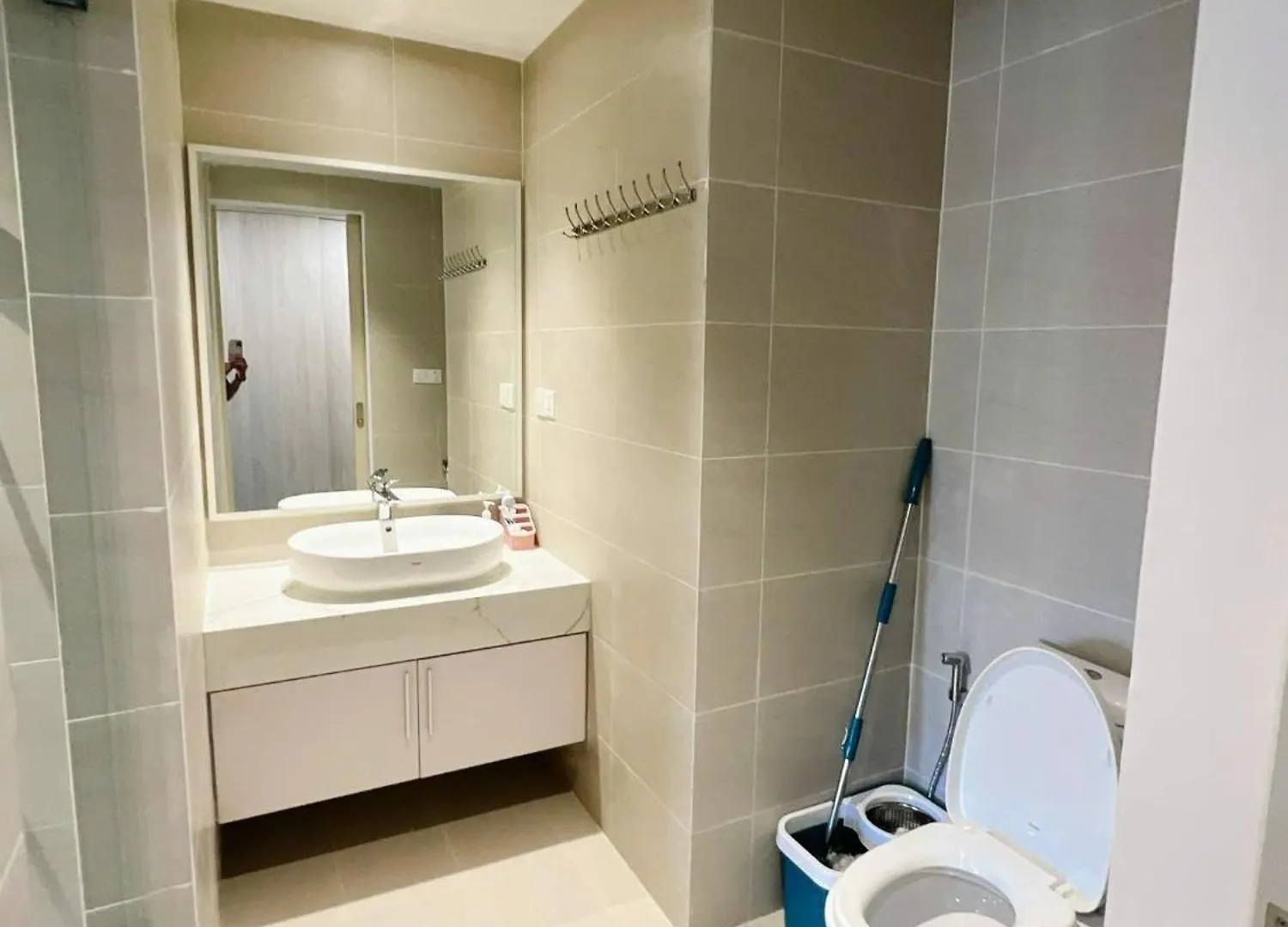 Seaskyview Suites - Gold Coasttower, Nha Trang Beach, Festival City